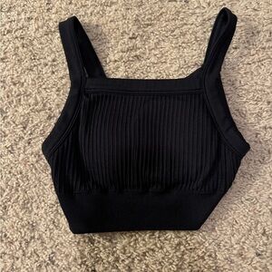 S aerie workout top black